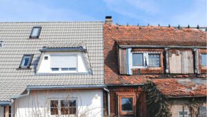 Flipping a house_ 10 Signs That The Roof of Your New Project Needs To Be Replaced